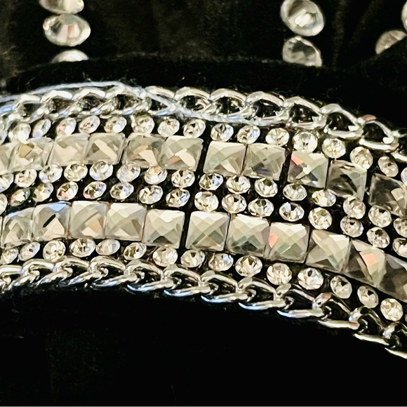 Velvet jacket w/rhinestones - Picture 4 of 14